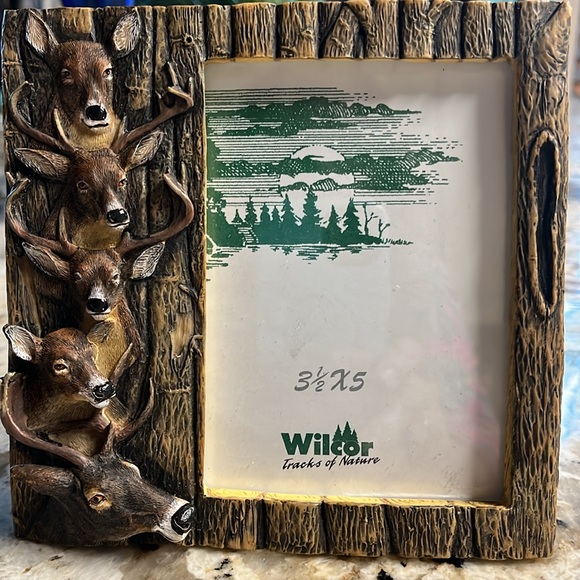 Deer frame 3 1/2 X 5” - Picture 3 of 3